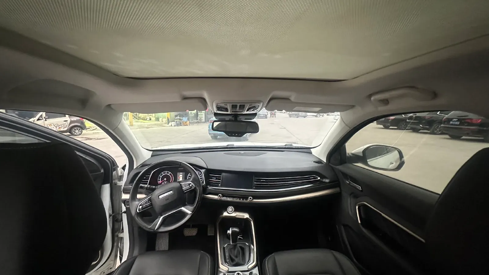 2018 Haval H6 1.5T 169HP L4 7DCT,autocango,china used car exporter,china ev exporter,chinese used car exporter,chinese used ev exporter