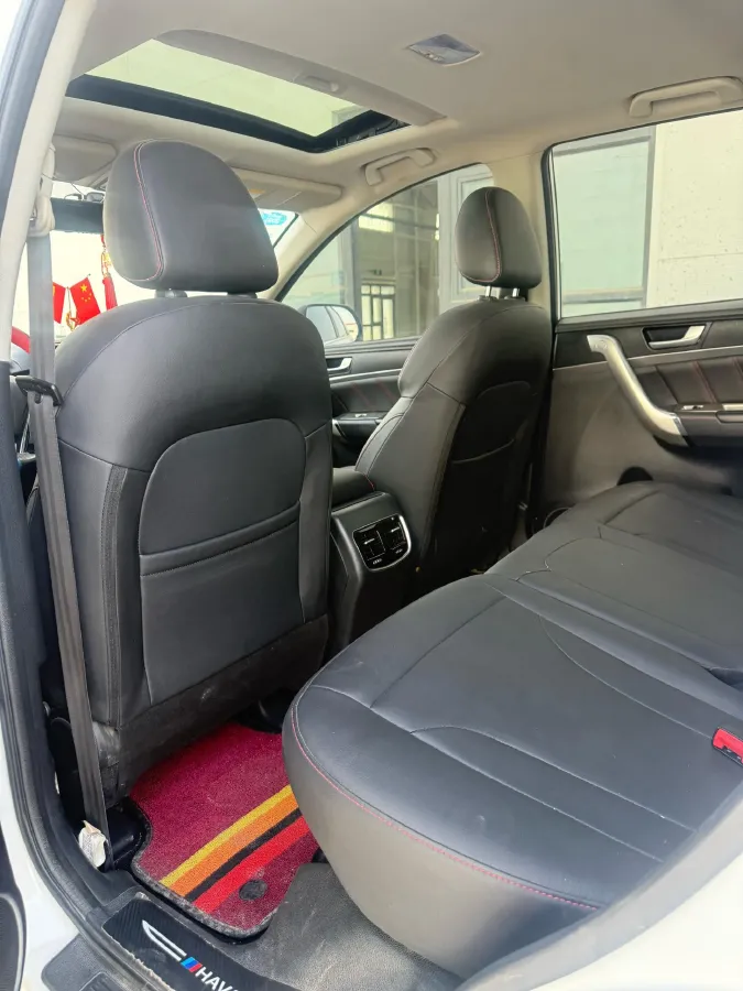 2019 Haval M6 1.5T 150HP L4 7DCT,autocango,china used car exporter,china ev exporter,chinese used car exporter,chinese used ev exporter