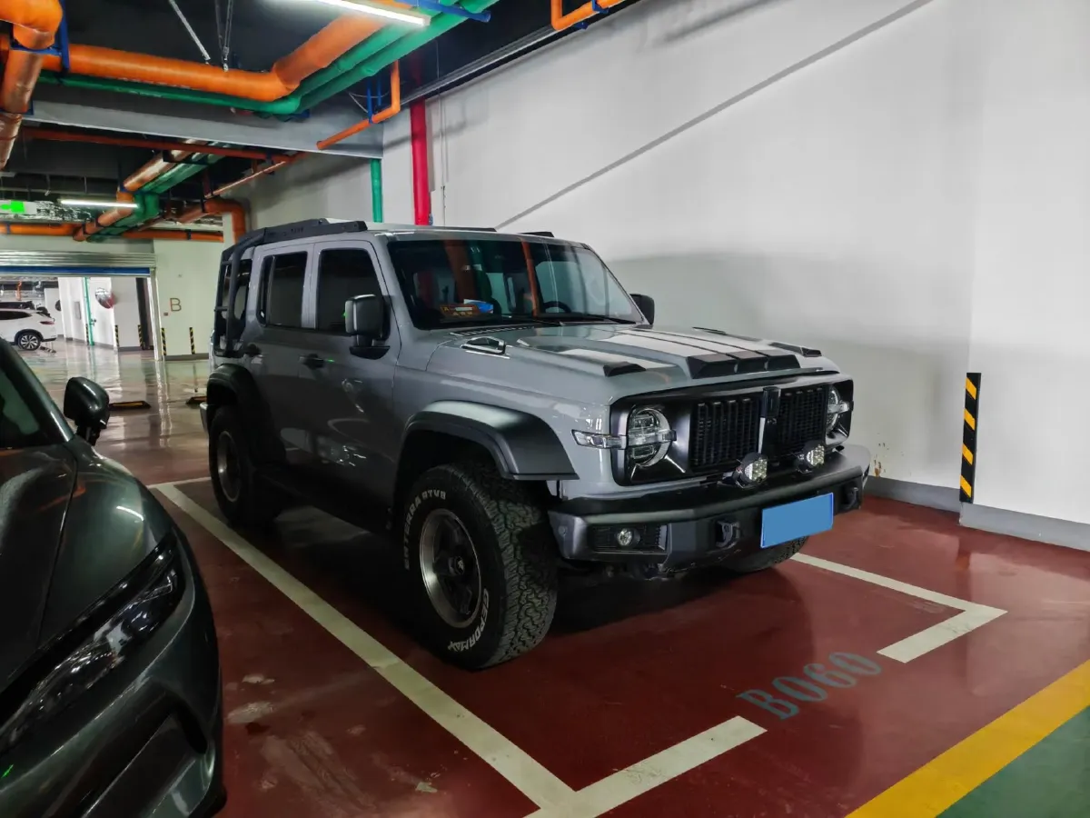 2023 Tank 300 2.0T 227HP L4 8AT,autocango,china used car exporter,china ev exporter,chinese used car exporter,chinese used ev exporter