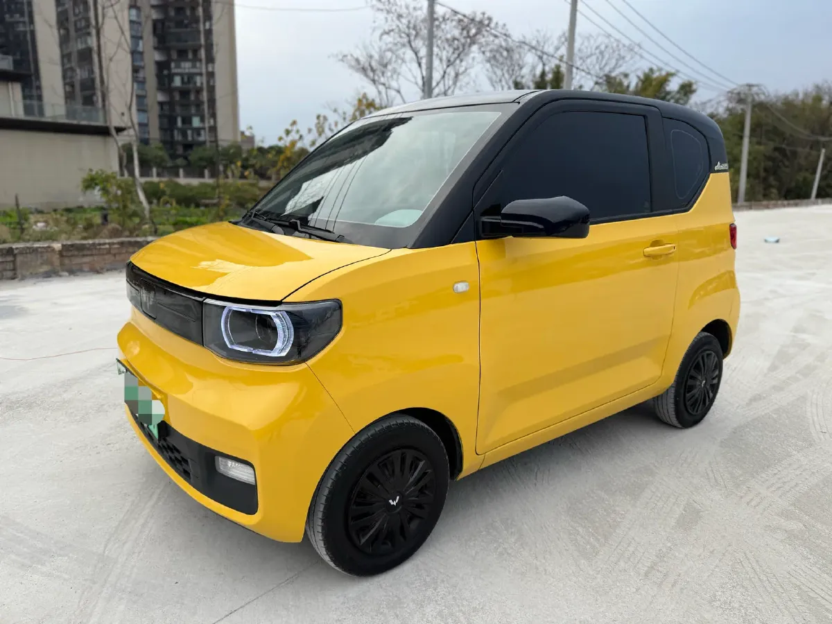 2022 WuLing HongGuang MINI EV BEV 13.9KWH,autocango,china used car exporter,china ev exporter,chinese used car exporter,chinese used ev exporter