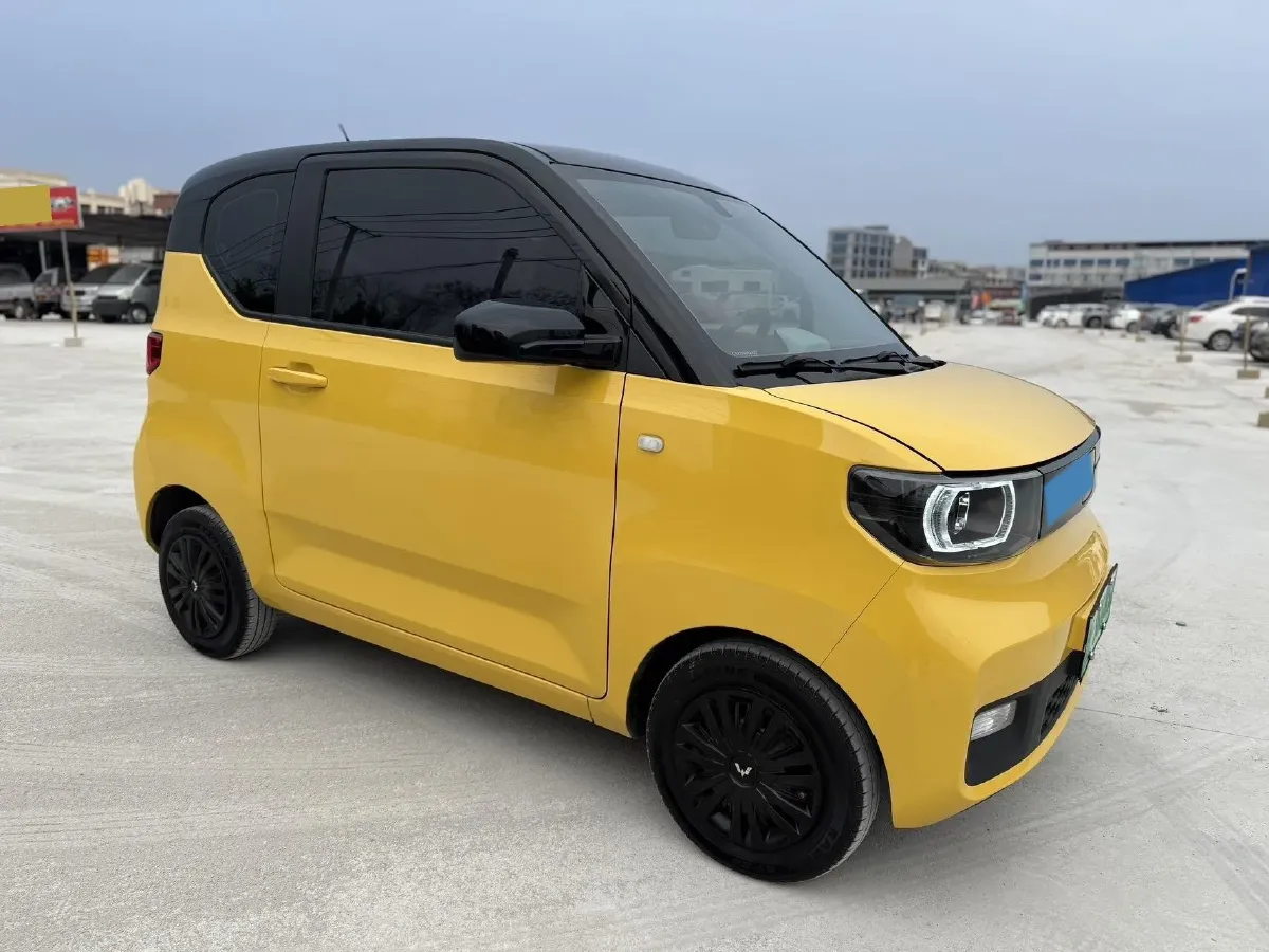 2022 WuLing HongGuang MINI EV BEV 13.9KWH,autocango,china used car exporter,china ev exporter,chinese used car exporter,chinese used ev exporter