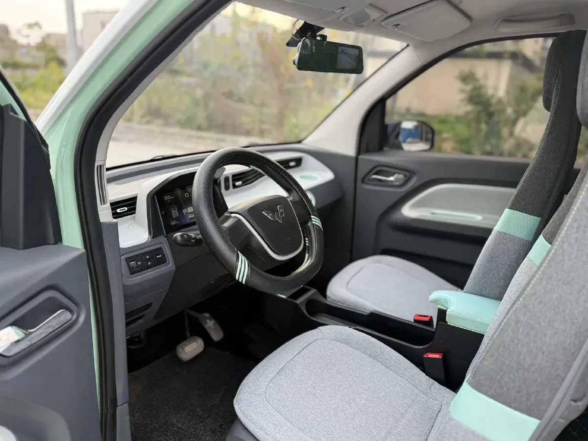 2022 WuLing HongGuang MINI EV BEV 13.9KWH,autocango,china used car exporter,china ev exporter,chinese used car exporter,chinese used ev exporter