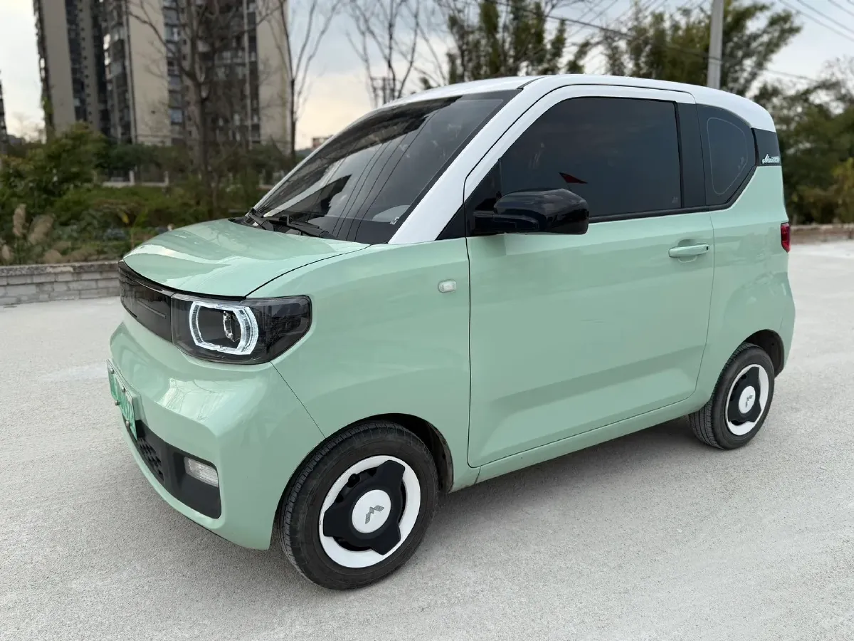 2022 WuLing HongGuang MINI EV BEV 13.9KWH,autocango,china used car exporter,china ev exporter,chinese used car exporter,chinese used ev exporter