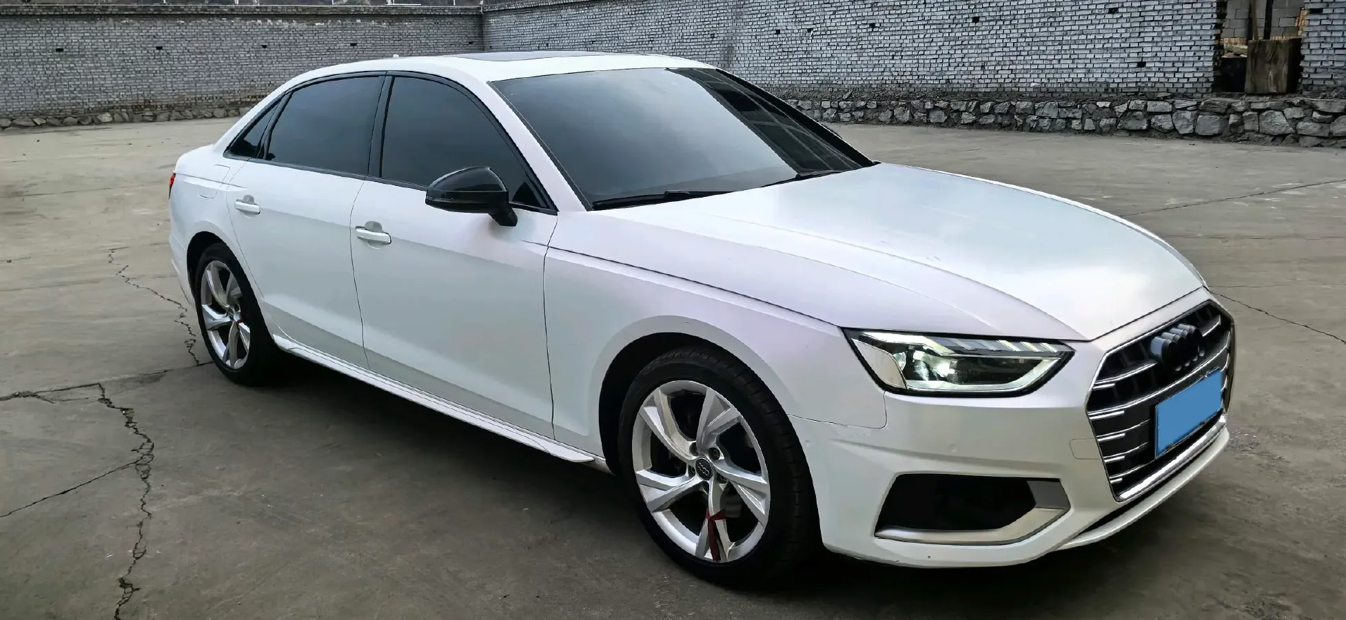 2020 Audi A4L 2.0T 190HP L4 7DCT,autocango,china used car exporter,china ev exporter,chinese used car exporter,chinese used ev exporter