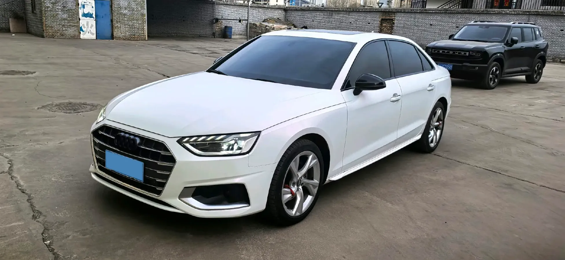 2020 Audi A4L 2.0T 190HP L4 7DCT,autocango,china used car exporter,china ev exporter,chinese used car exporter,chinese used ev exporter