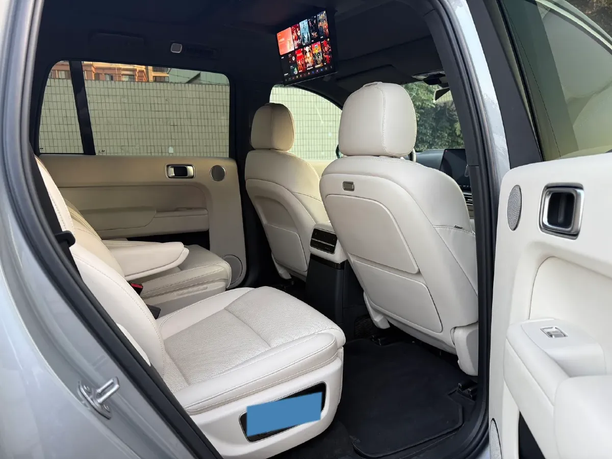 2023 Li L9 Range Extended 154HP REEV 42.6KWH,autocango,china used car exporter,china ev exporter,chinese used car exporter,chinese used ev exporter