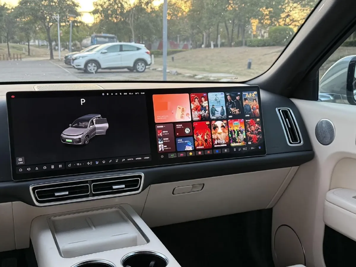 2023 Li L9 Range Extended 154HP REEV 42.6KWH,autocango,china used car exporter,china ev exporter,chinese used car exporter,chinese used ev exporter