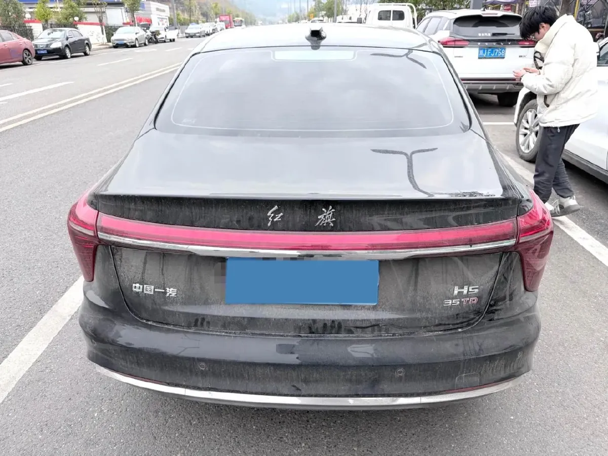 2024 HongQi H5 1.5T 169HP L4 7DCT,autocango,china used car exporter,china ev exporter,chinese used car exporter,chinese used ev exporter