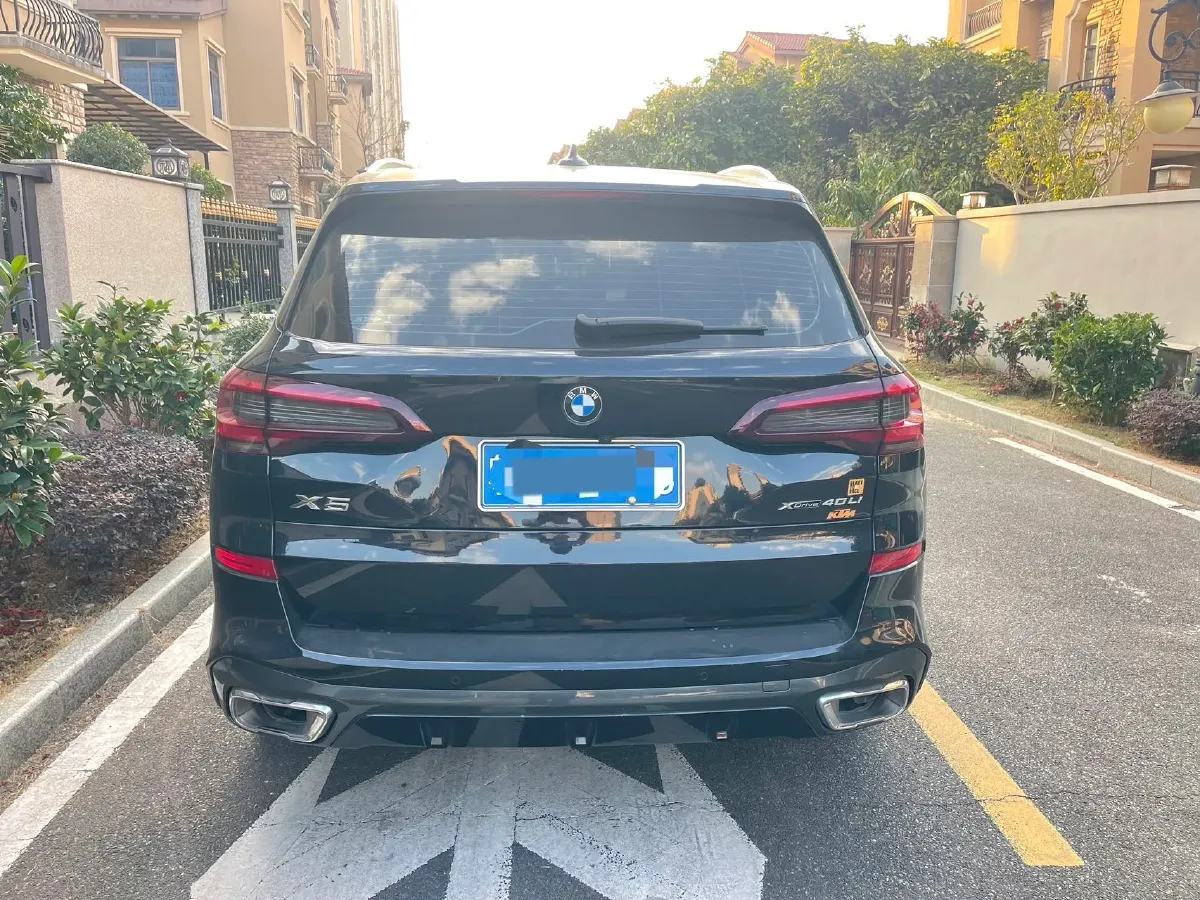 2022 BMW X5 3.0T 333HP L6 8AT,autocango,china used car exporter,china ev exporter,chinese used car exporter,chinese used ev exporter