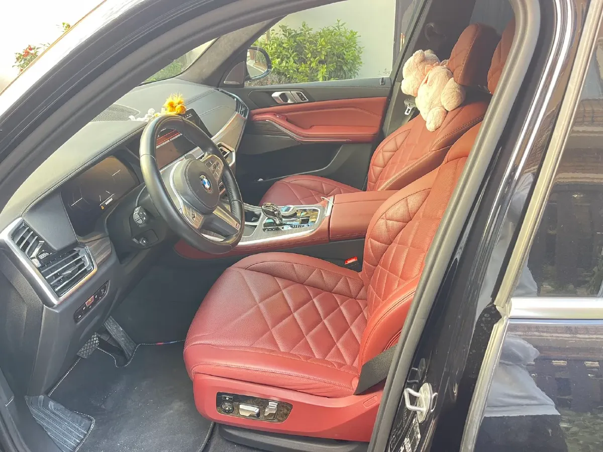 2022 BMW X5 3.0T 333HP L6 8AT,autocango,china used car exporter,china ev exporter,chinese used car exporter,chinese used ev exporter