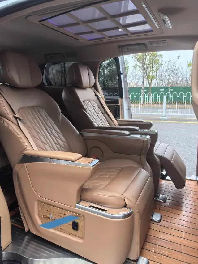 2018 Buick GL8 2.0T 260HP L4 6AT,autocango,china used car exporter,china ev exporter,chinese used car exporter,chinese used ev exporter