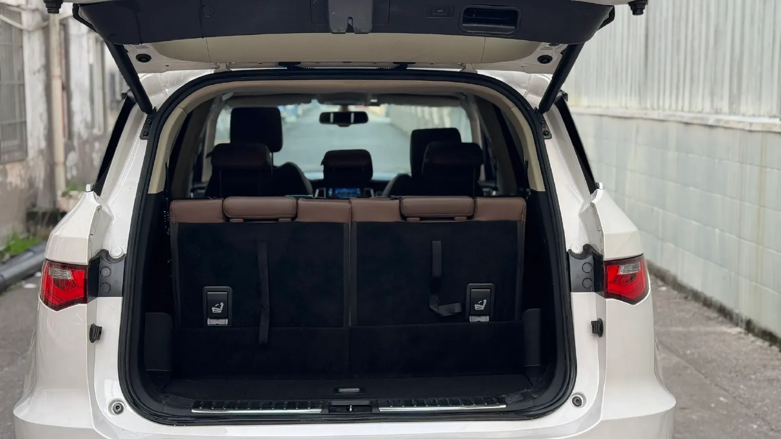 2018 Zotye T800 2.0T 231HP L4 6DCT,autocango,china used car exporter,china ev exporter,chinese used car exporter,chinese used ev exporter