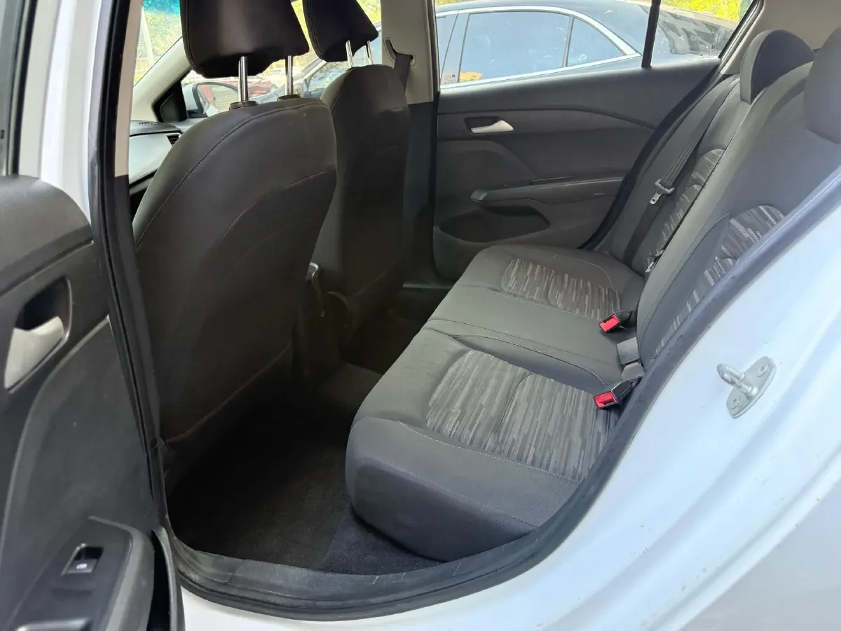 2016 Chevrolet Cavalier 1.5L 113HP L4 6AT,autocango,china used car exporter,china ev exporter,chinese used car exporter,chinese used ev exporter