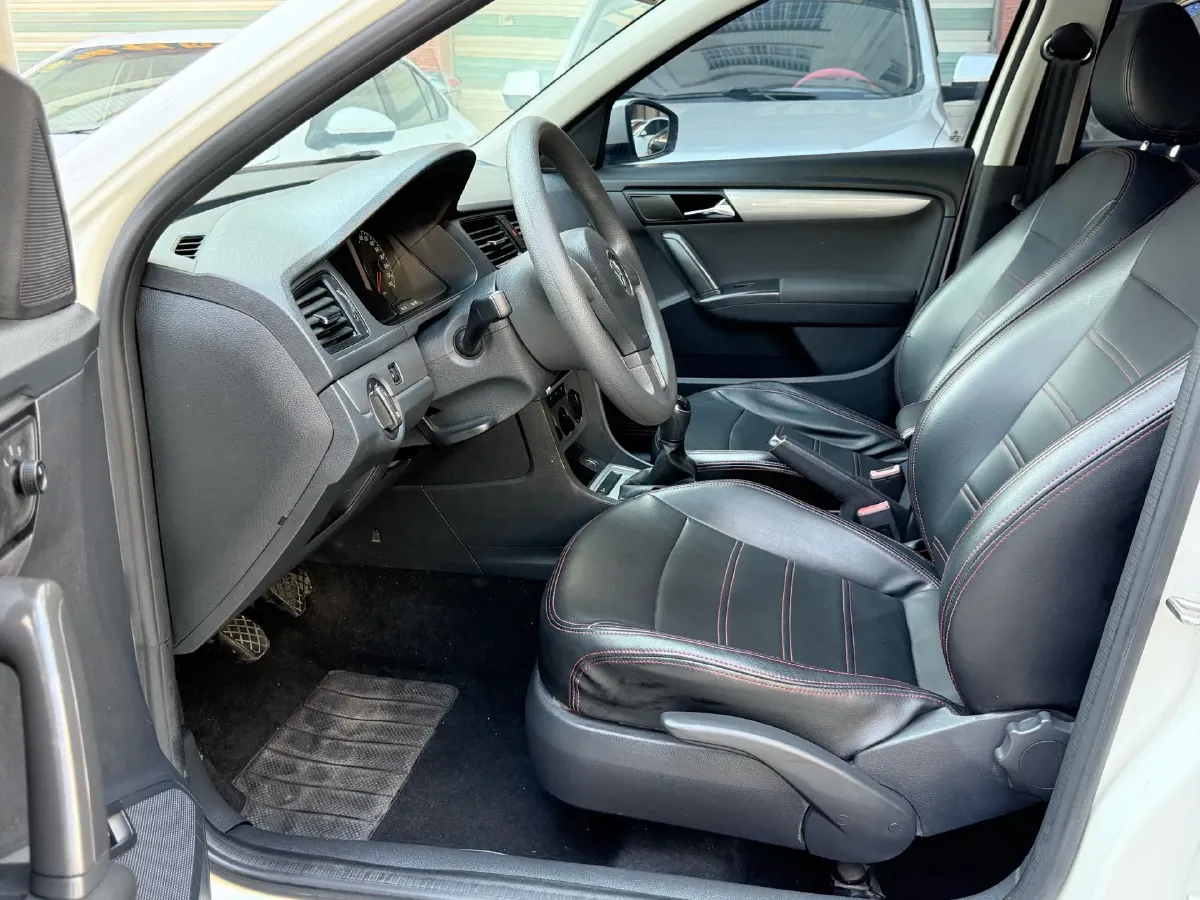 2017 Volkswagen Lavida 1.6L 110HP L4 6AT,autocango,china used car exporter,china ev exporter,chinese used car exporter,chinese used ev exporter