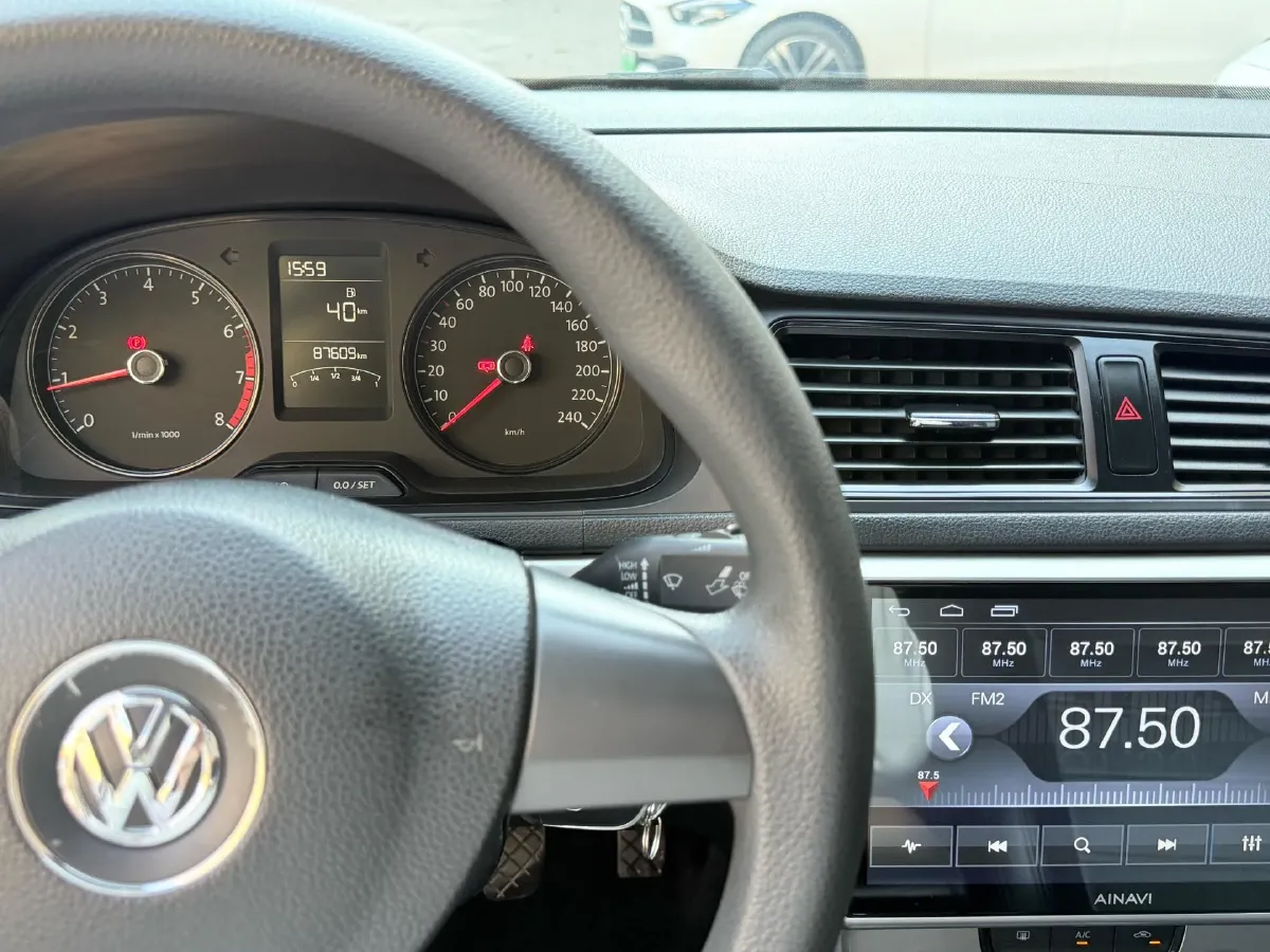 2017 Volkswagen Lavida 1.6L 110HP L4 6AT,autocango,china used car exporter,china ev exporter,chinese used car exporter,chinese used ev exporter