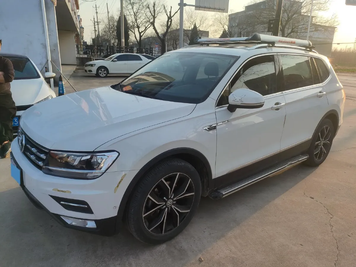 2019 MAXUS G20 2.0T 218HP L4 8AT,autocango,china used car exporter,china ev exporter,chinese used car exporter,chinese used ev exporter
