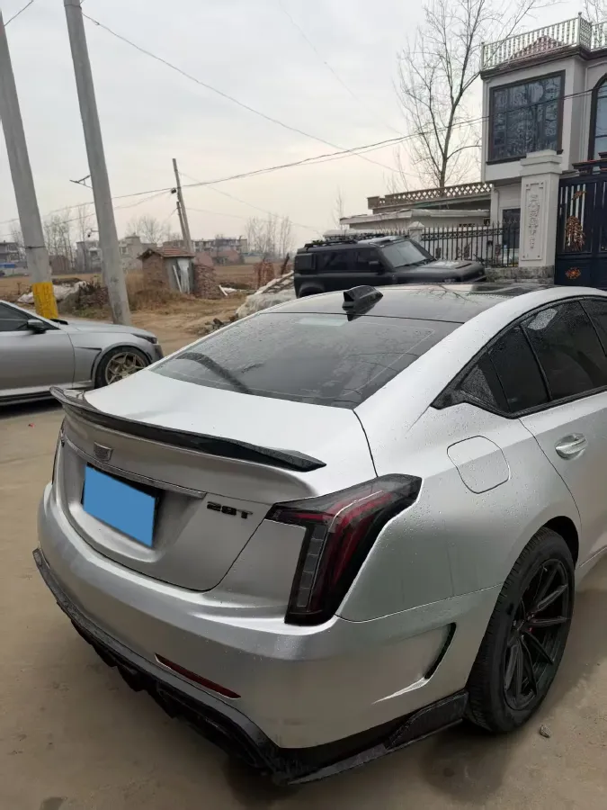 2024 Cadillac CT5 2.0T 237HP L4 10AT,autocango,china used car exporter,china ev exporter,chinese used car exporter,chinese used ev exporter