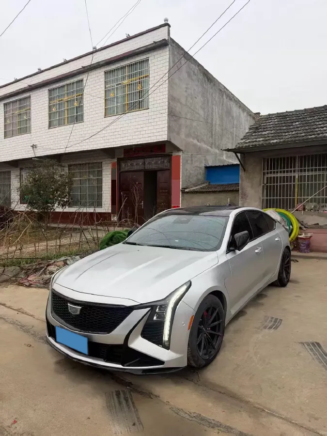2024 Cadillac CT5 2.0T 237HP L4 10AT,autocango,china used car exporter,china ev exporter,chinese used car exporter,chinese used ev exporter