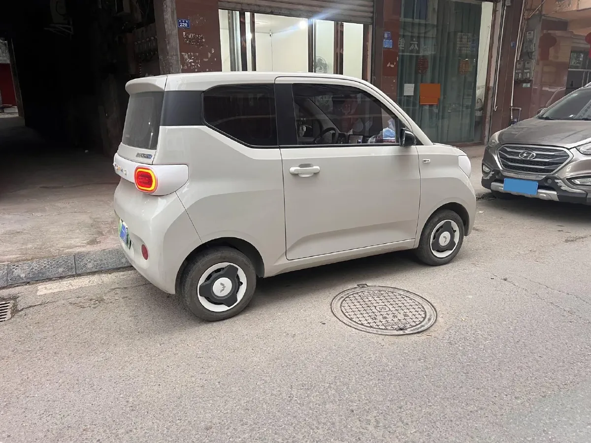 2022 WuLing HongGuang MINI EV BEV 26.5KWH,autocango,china used car exporter,china ev exporter,chinese used car exporter,chinese used ev exporter