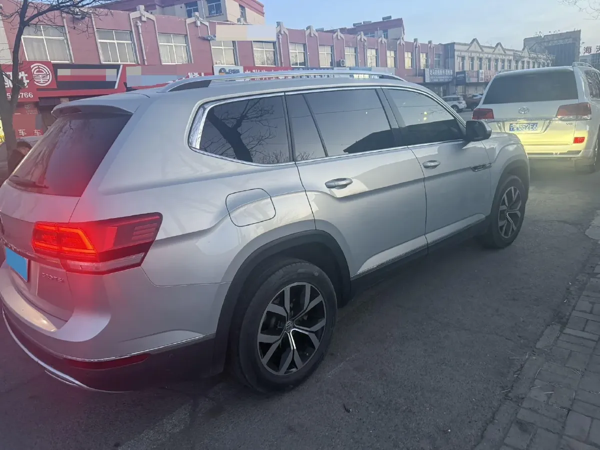 2017 Volkswagen Teramont 2.0T 220HP L4 7DCT,autocango,china used car exporter,china ev exporter,chinese used car exporter,chinese used ev exporter