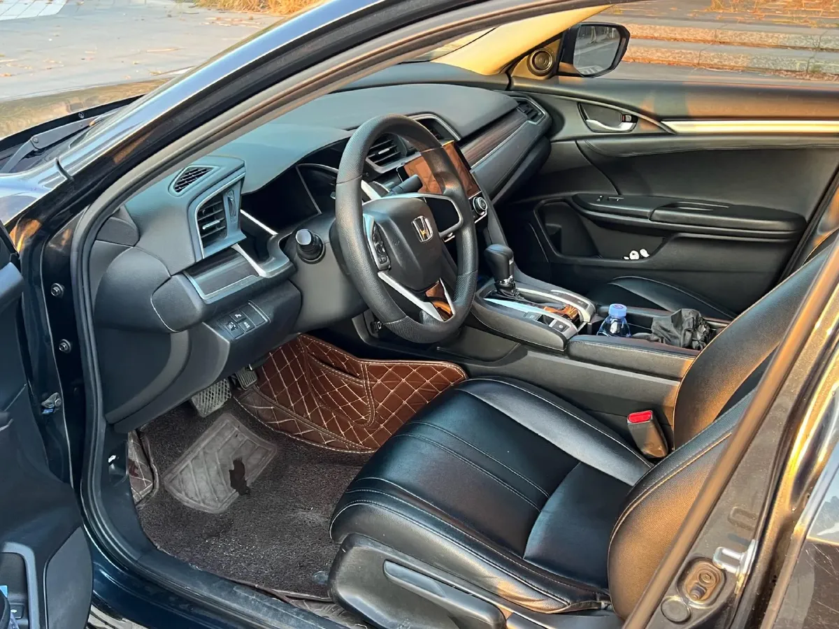 2019 Honda Civic 1.5T 177HP L4 CVT,autocango,china used car exporter,china ev exporter,chinese used car exporter,chinese used ev exporter