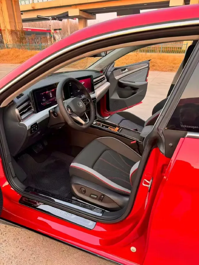 2023 Volkswagen Lamando 1.4T 150HP L4 7DCT,autocango,china used car exporter,china ev exporter,chinese used car exporter,chinese used ev exporter