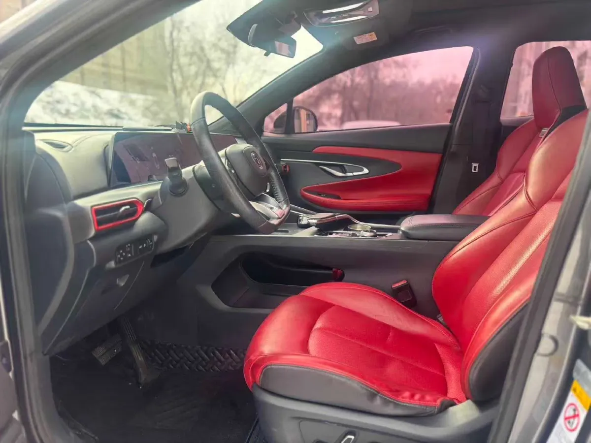 2020 ChangAn UNI-T 1.5T 180HP L4 7DCT,autocango,china used car exporter,china ev exporter,chinese used car exporter,chinese used ev exporter