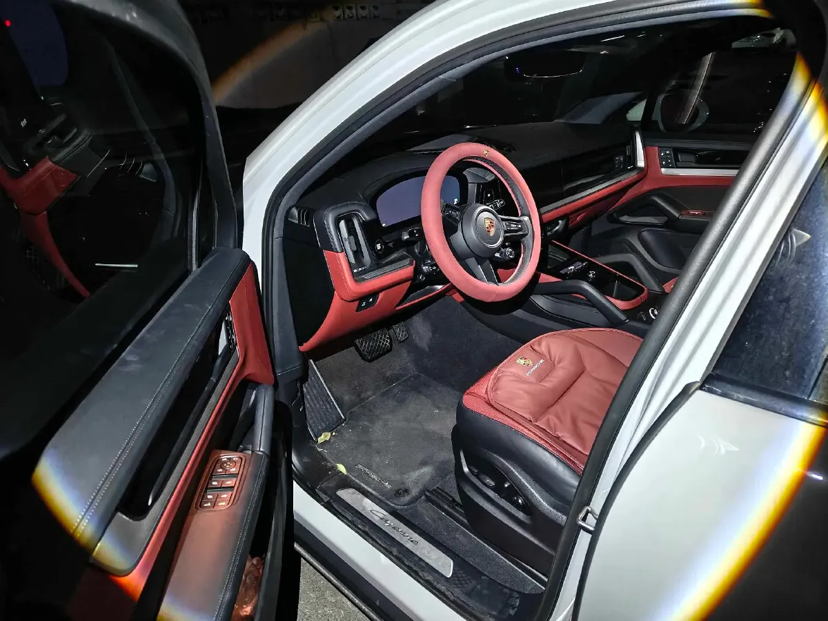2025 Porsche Cayenne 3.0T 354HP V6 8AT,autocango,china used car exporter,china ev exporter,chinese used car exporter,chinese used ev exporter
