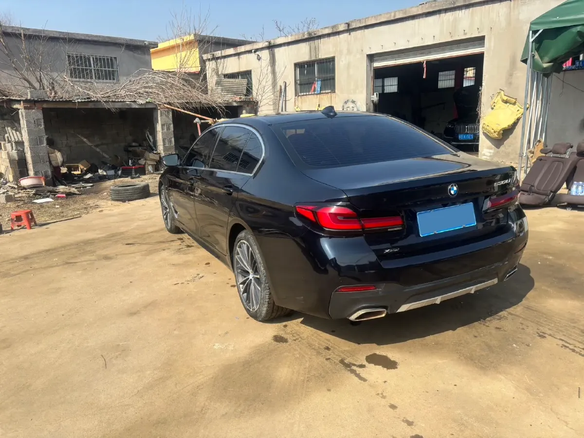 2022 BMW 5 Series 2.0T 245HP L4 8AT,autocango,china used car exporter,china ev exporter,chinese used car exporter,chinese used ev exporter