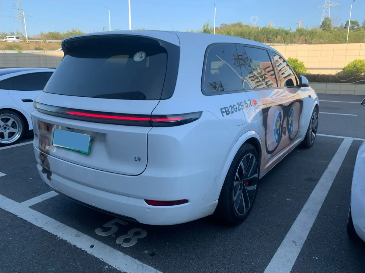 2022 Li L9 Range Extended 154HP REEV 42.6KWH,autocango,china used car exporter,china ev exporter,chinese used car exporter,chinese used ev exporter