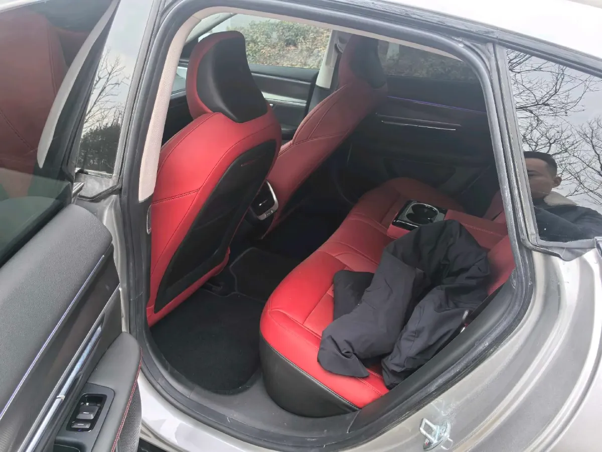 2023 Xpeng P7 BEV 86.2KWH,autocango,china used car exporter,china ev exporter,chinese used car exporter,chinese used ev exporter