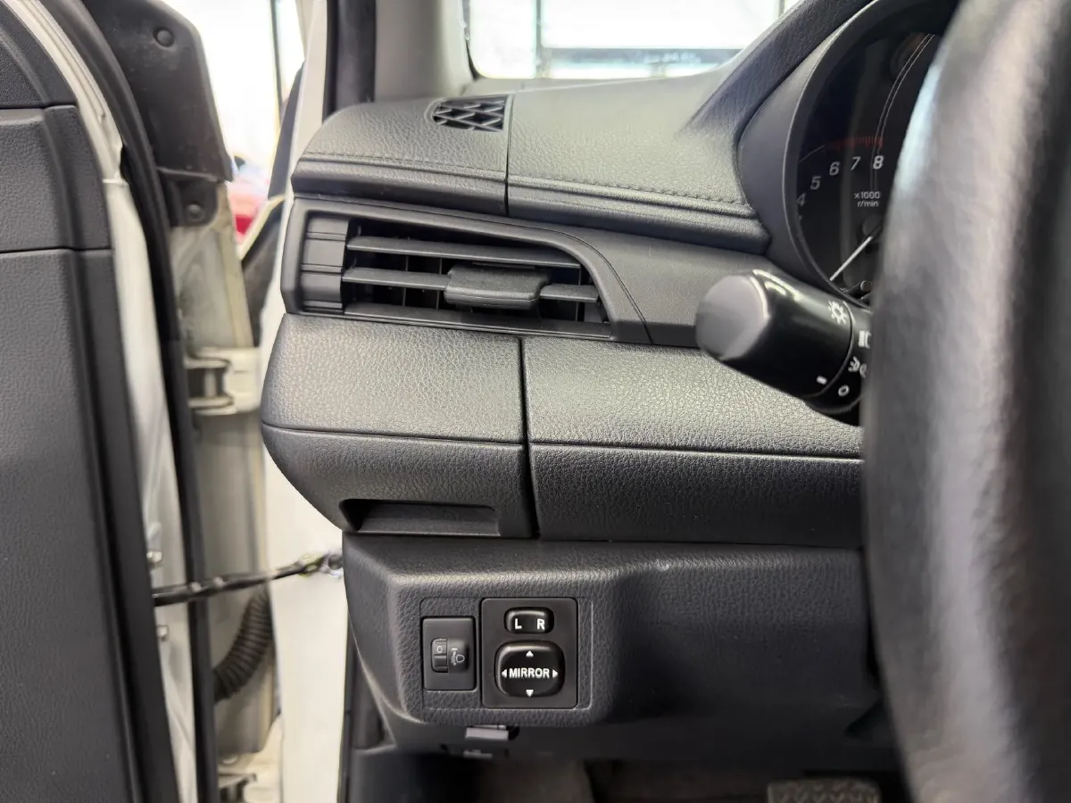 2021 Toyota Yaris L 1.5L 112HP L4 CVT,autocango,china used car exporter,china ev exporter,chinese used car exporter,chinese used ev exporter