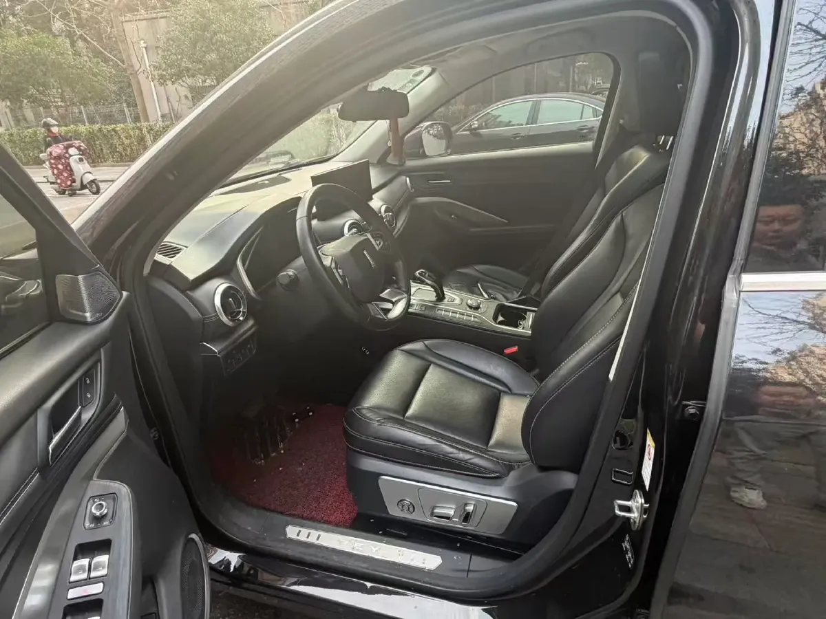 2020 WEY VV6 2.0T 227HP L4 7DCT,autocango,china used car exporter,china ev exporter,chinese used car exporter,chinese used ev exporter