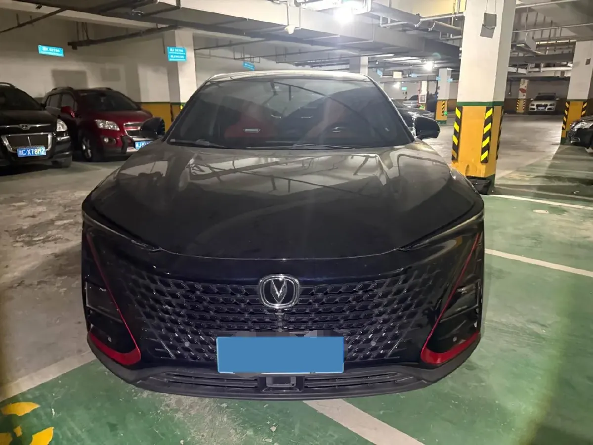 2020 ChangAn UNI-T 1.5T 180HP L4 7DCT,autocango,china used car exporter,china ev exporter,chinese used car exporter,chinese used ev exporter