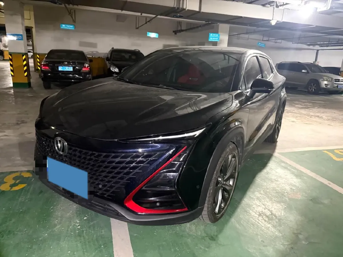 2020 ChangAn UNI-T 1.5T 180HP L4 7DCT,autocango,china used car exporter,china ev exporter,chinese used car exporter,chinese used ev exporter