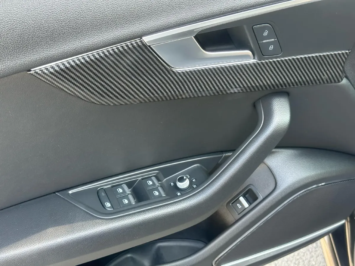 2022 Audi A4L 2.0T 150HP L4 7DCT,autocango,china used car exporter,china ev exporter,chinese used car exporter,chinese used ev exporter