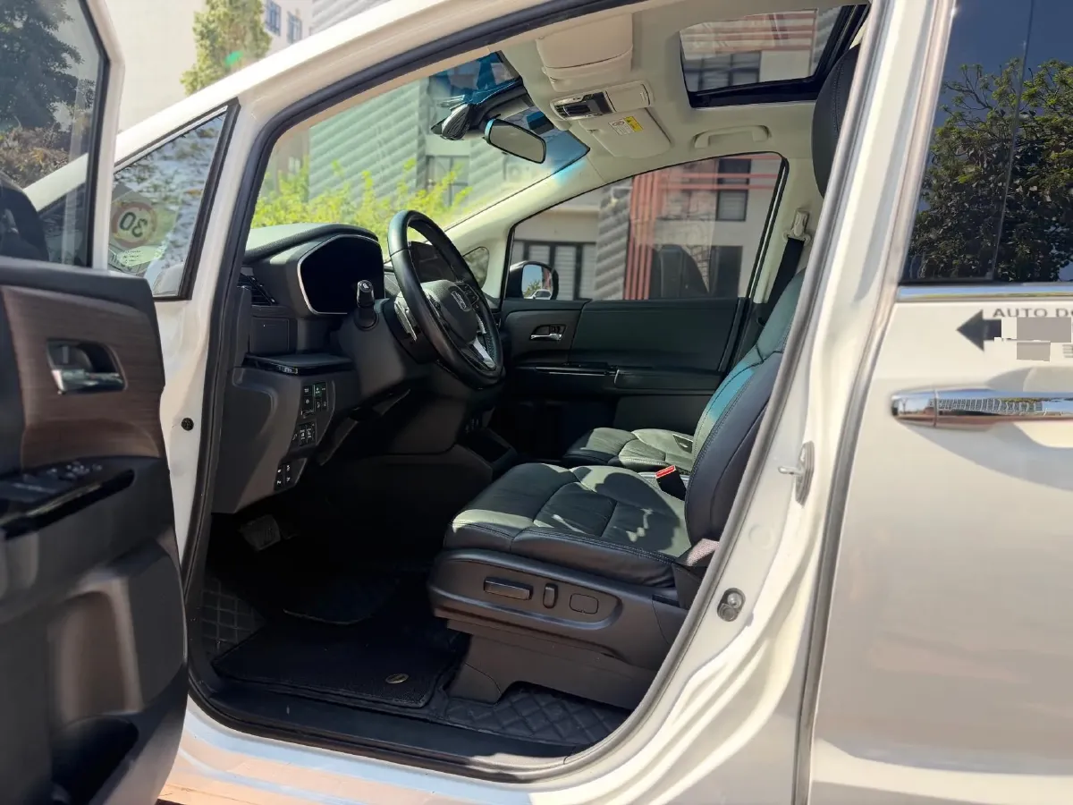 2022 Honda Odyssey 2.0L 146HP L4 E-CVT Hybrid,autocango,china used car exporter,china ev exporter,chinese used car exporter,chinese used ev exporter