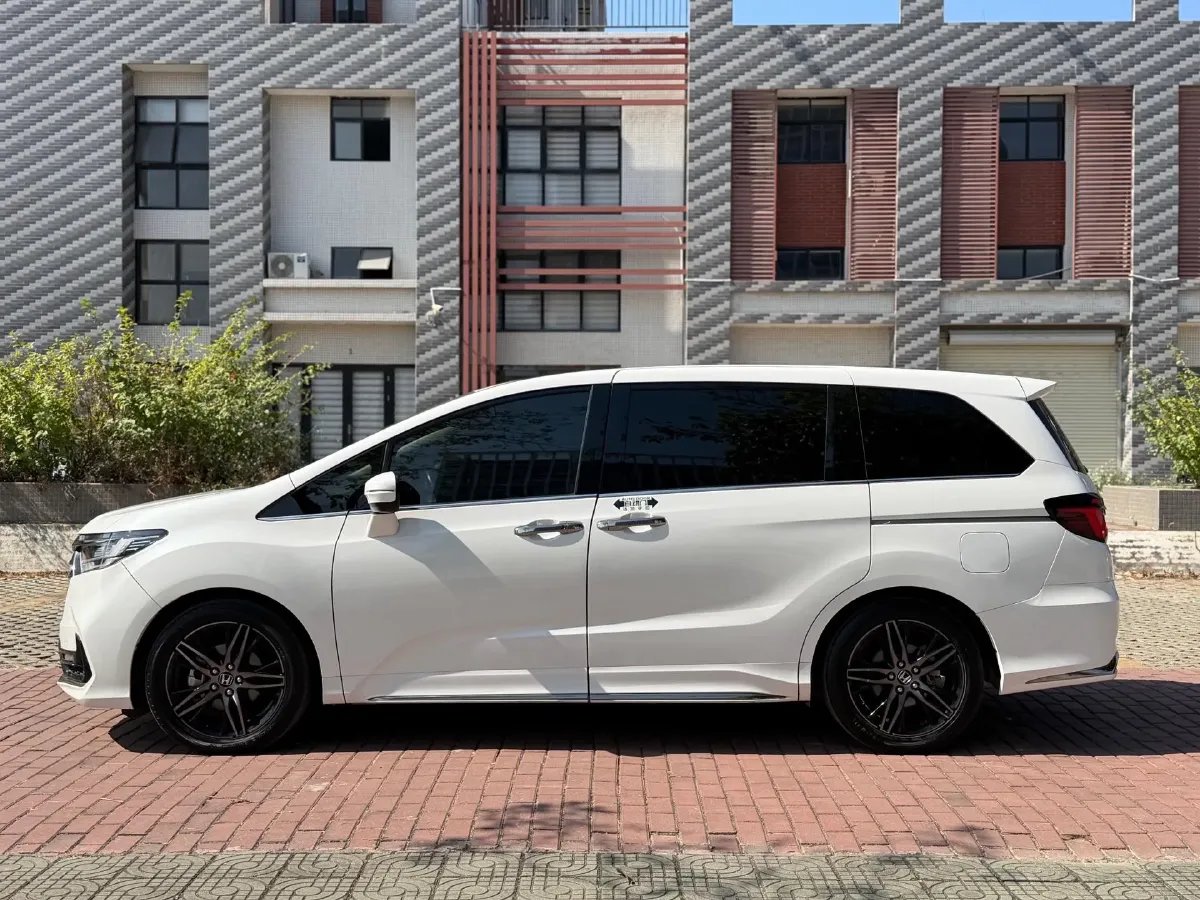 2022 Honda Odyssey 2.0L 146HP L4 E-CVT Hybrid,autocango,china used car exporter,china ev exporter,chinese used car exporter,chinese used ev exporter