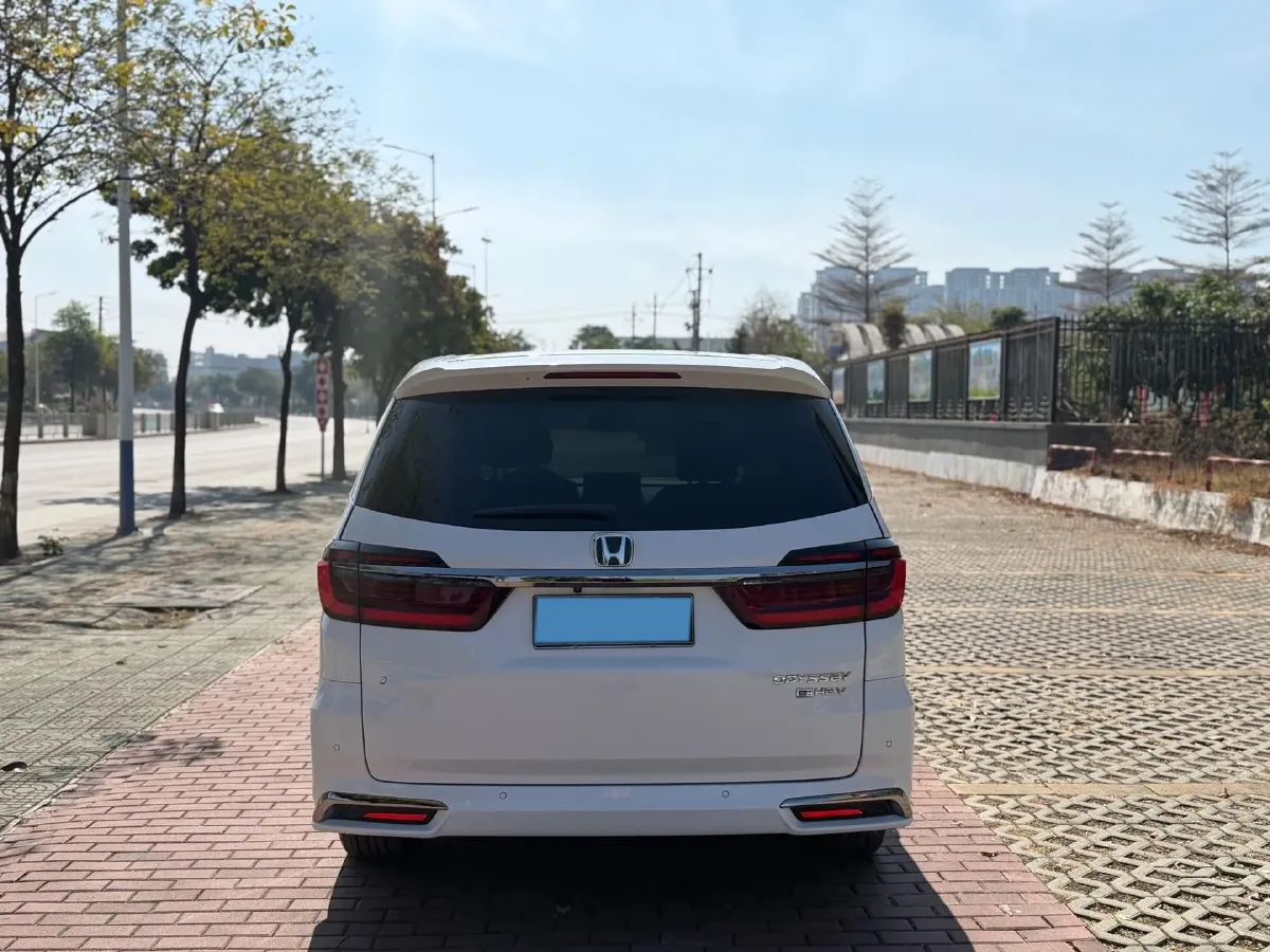 2022 Honda Odyssey 2.0L 146HP L4 E-CVT Hybrid,autocango,china used car exporter,china ev exporter,chinese used car exporter,chinese used ev exporter
