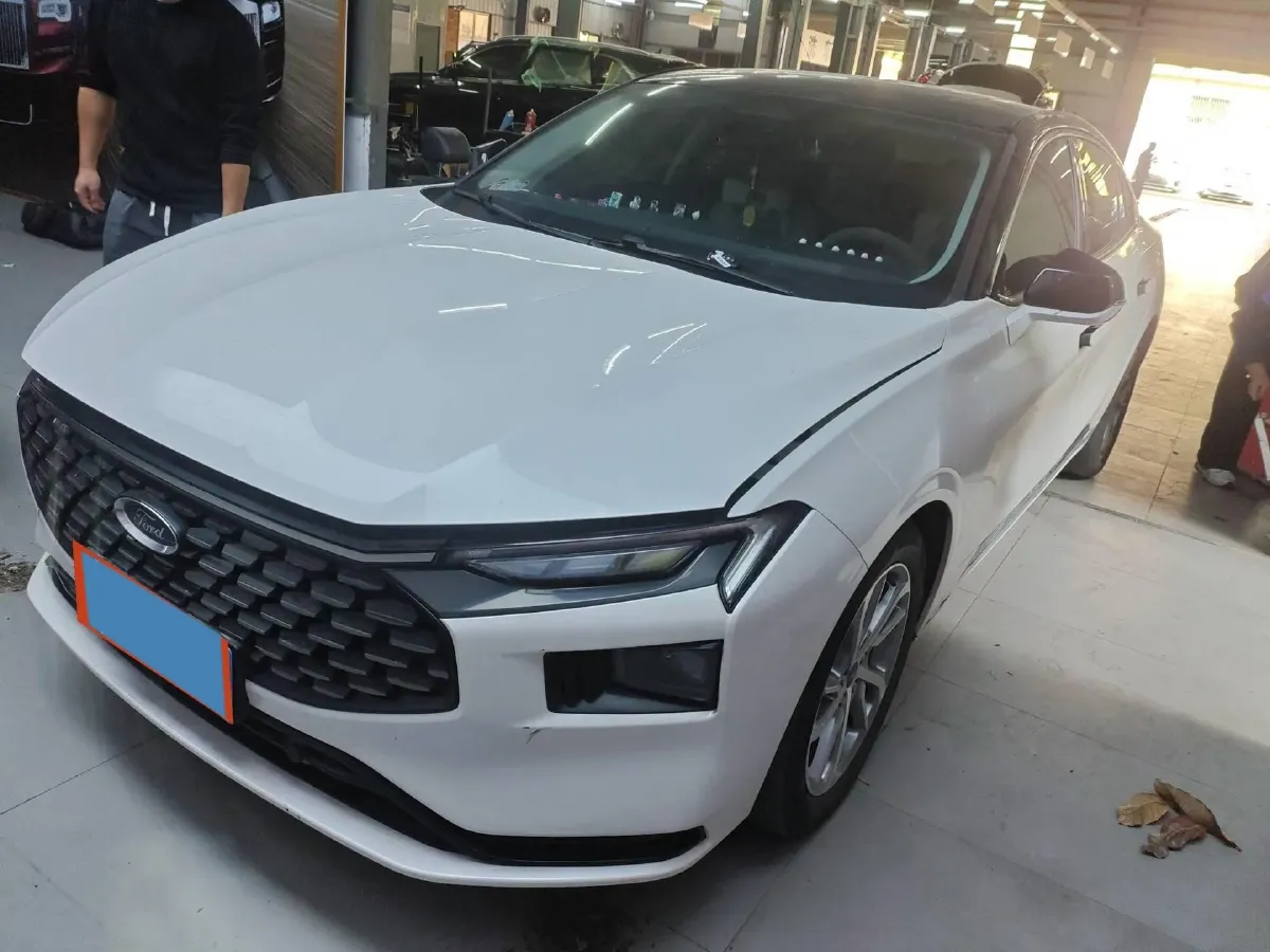 2022 Ford Mondeo 2.0T 238HP L4 8AT,autocango,china used car exporter,china ev exporter,chinese used car exporter,chinese used ev exporter