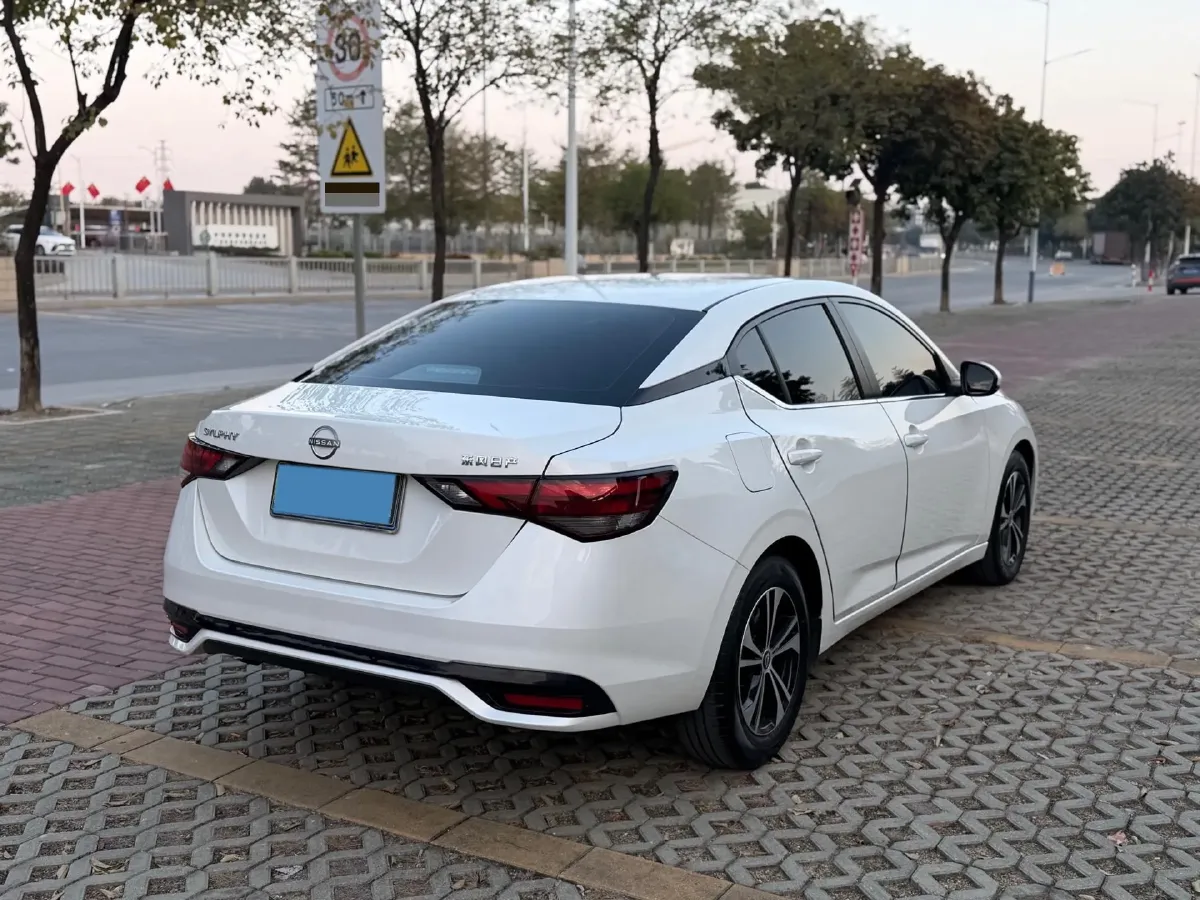 2023 Nissan Sylphy 1.6L 135HP L4 CVT,autocango,china used car exporter,china ev exporter,chinese used car exporter,chinese used ev exporter