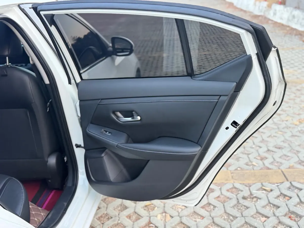 2023 Nissan Sylphy 1.6L 135HP L4 CVT,autocango,china used car exporter,china ev exporter,chinese used car exporter,chinese used ev exporter