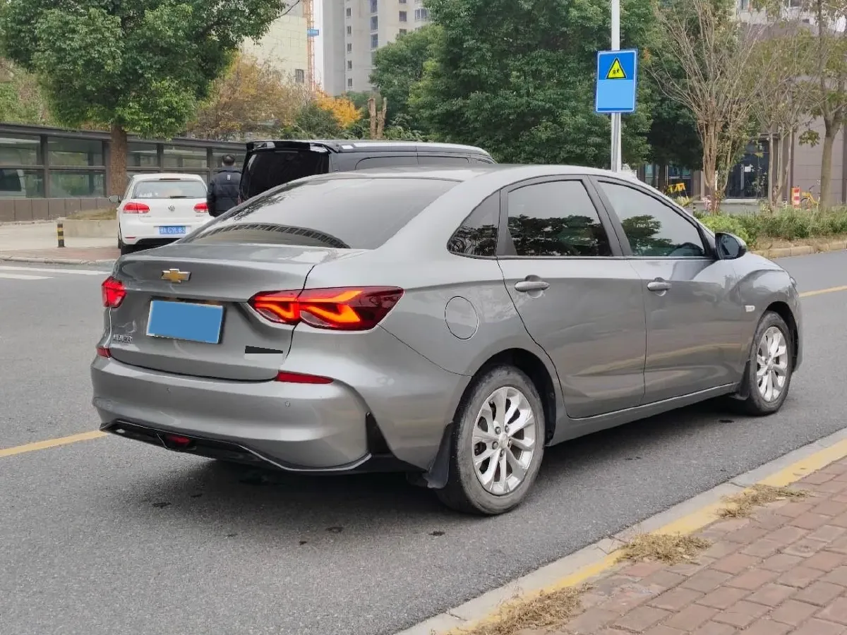 2023 Chevrolet Monza 1.5L 113HP L4 6DCT,autocango,china used car exporter,china ev exporter,chinese used car exporter,chinese used ev exporter