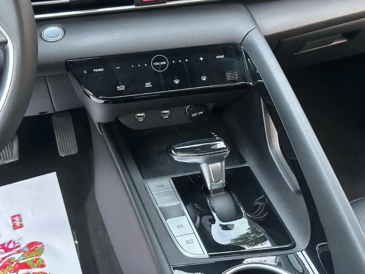 2022 Hyundai Elantra 1.5L 115HP L4 CVT,autocango,china used car exporter,china ev exporter,chinese used car exporter,chinese used ev exporter