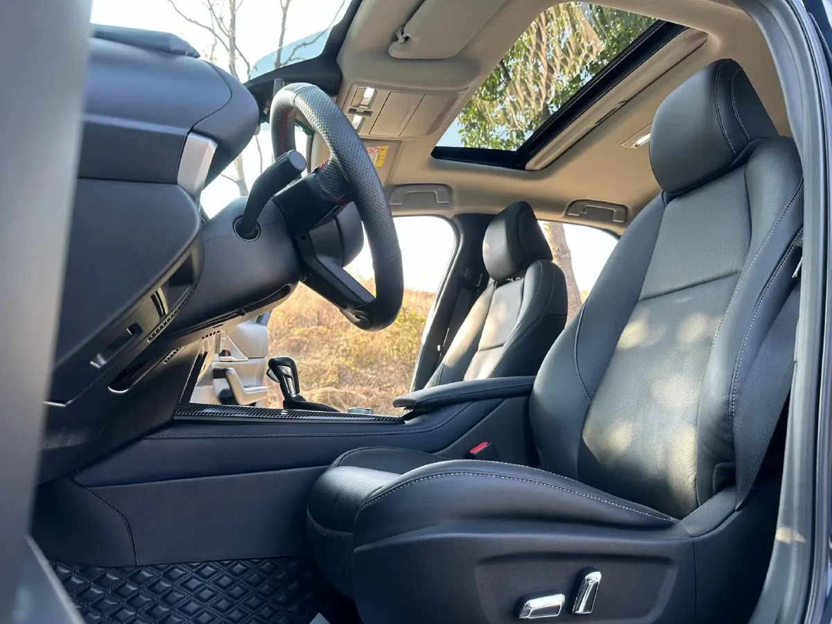 2021 Mazda CX-30 2.0L 158HP L4 6AT,autocango,china used car exporter,china ev exporter,chinese used car exporter,chinese used ev exporter