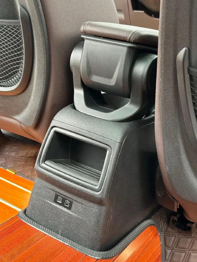 2022 BMW X1 1.5T 140HP L3 7DCT,autocango,china used car exporter,china ev exporter,chinese used car exporter,chinese used ev exporter