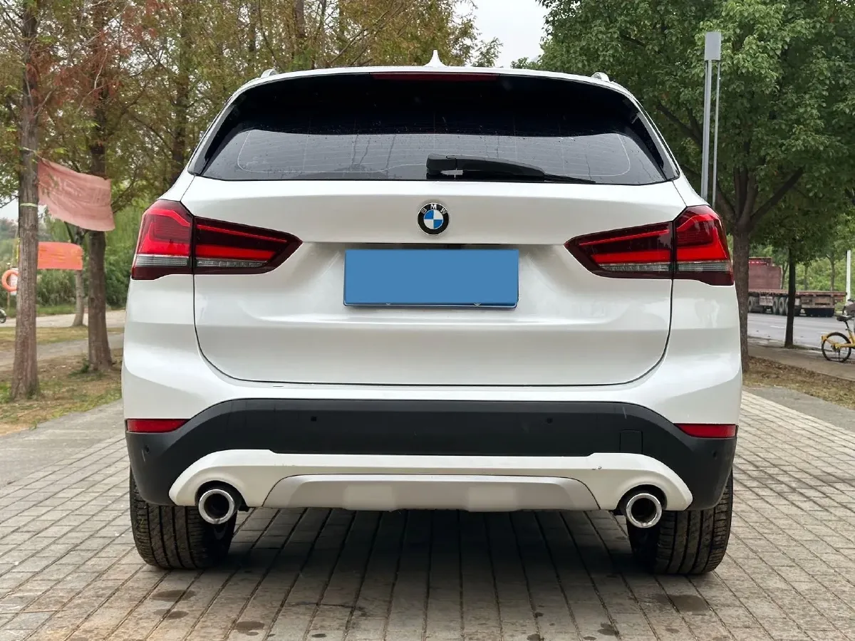 2022 BMW X1 1.5T 140HP L3 7DCT,autocango,china used car exporter,china ev exporter,chinese used car exporter,chinese used ev exporter