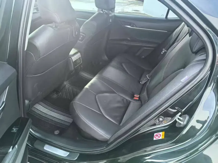 2018 Toyota Camry 2.5L 178HP L4 E-CVT Hybrid,autocango,china used car exporter,china ev exporter,chinese used car exporter,chinese used ev exporter