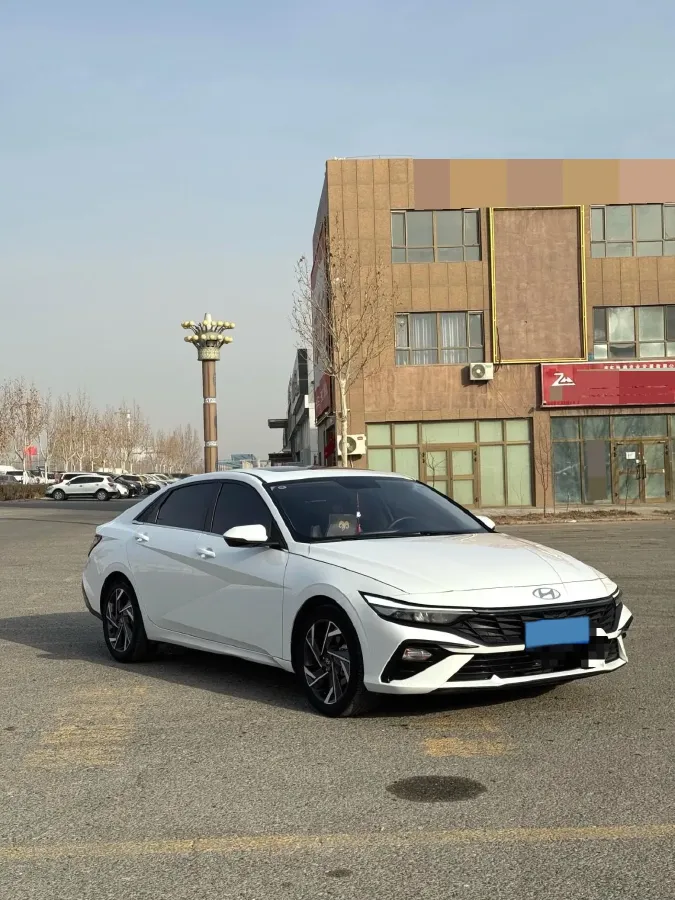 2023 Hyundai Elantra 1.5L 115HP L4 CVT,autocango,china used car exporter,china ev exporter,chinese used car exporter,chinese used ev exporter
