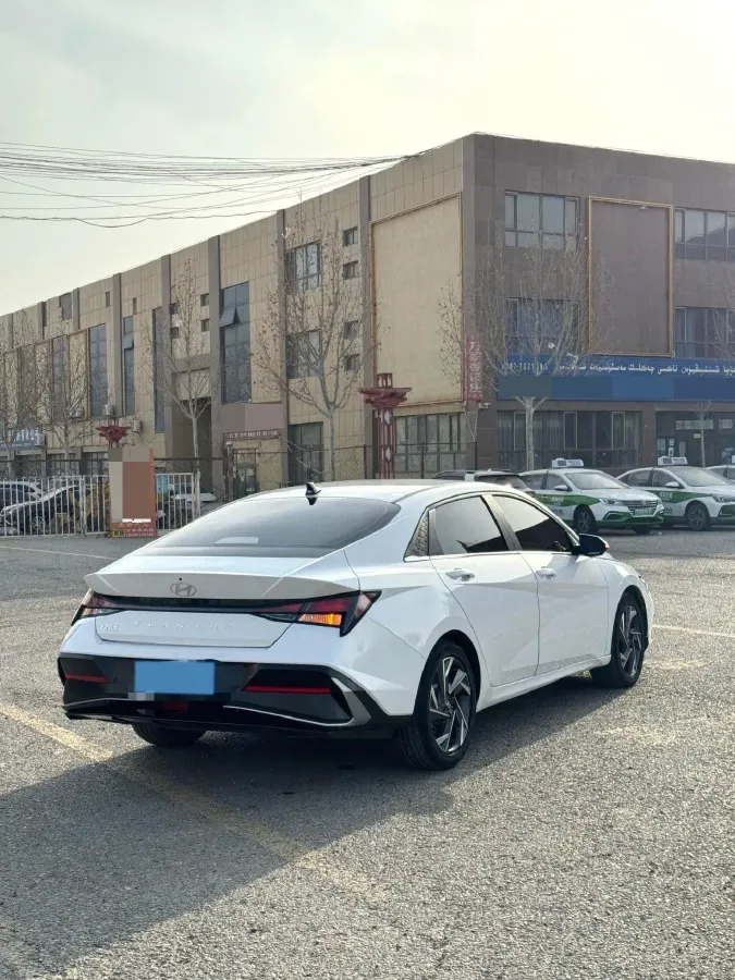 2023 Hyundai Elantra 1.5L 115HP L4 CVT,autocango,china used car exporter,china ev exporter,chinese used car exporter,chinese used ev exporter